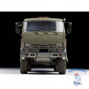 Сборная модель Российский трехосный грузовик К-5350 «Мустанг»
