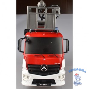 Радиоуправляемая пожарная машина Mercedes-Benz Actros