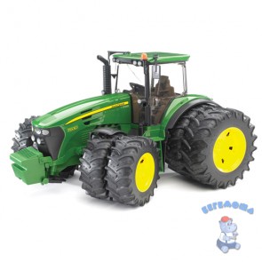 Трактор John Deere 7930