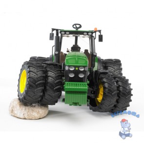 Трактор John Deere 7930