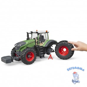 Трактор Fendt 1050