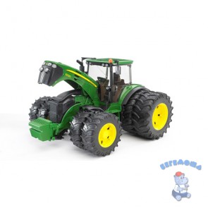 Трактор John Deere 7930