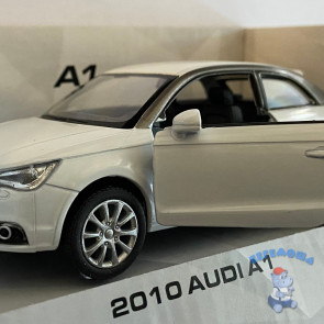 Машинка модель Audi A1 WB 2010 металлическая в коробке Kinsmart KT5350W